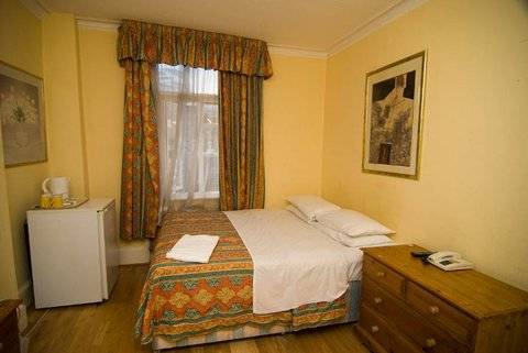לונדון Camelot House Hotel מראה חיצוני תמונה