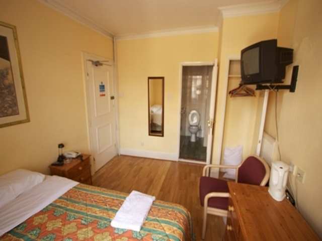 לונדון Camelot House Hotel מראה חיצוני תמונה