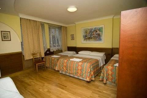 לונדון Camelot House Hotel מראה חיצוני תמונה